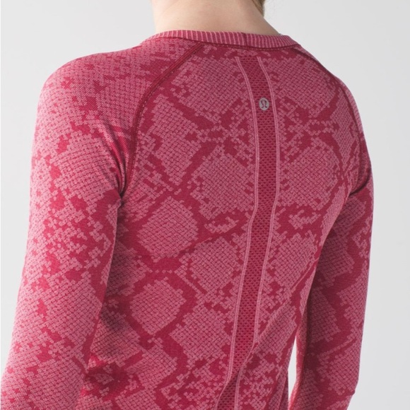 Lululemon sz 6 Swiftly Tech Long Sleeve Crew Heathered Cranberry Red Patterned - Picture 12 of 14